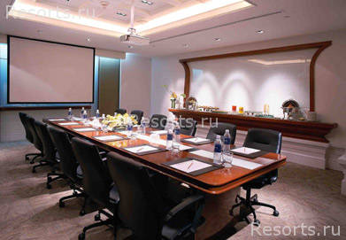 The Dusit Thani Hotel 17